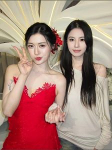 极品小网红 脱衣前后对比-脱衣论坛-社区-秘密图库