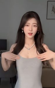 网红 我不叫龙虾 去衣-脱衣论坛-社区-秘密图库